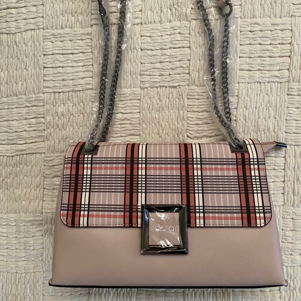Beige purse.